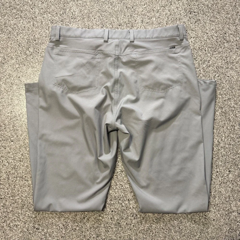 Greg Norman Performance Golf Pants Mens 36x32 Grey Stretch Flat Front Chino